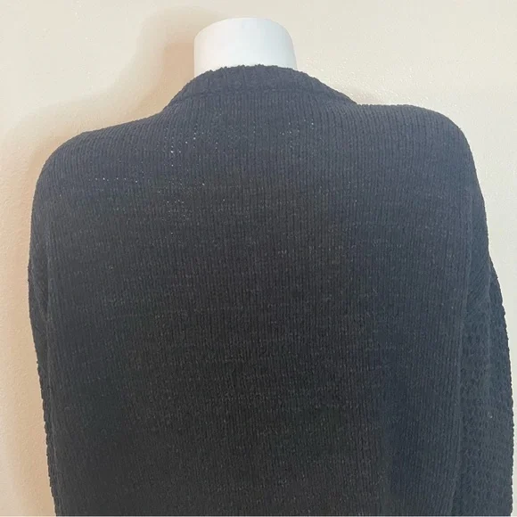 Black crew neck dropped shoulders ribbed trims knit sweater - Picture 5 of 9
